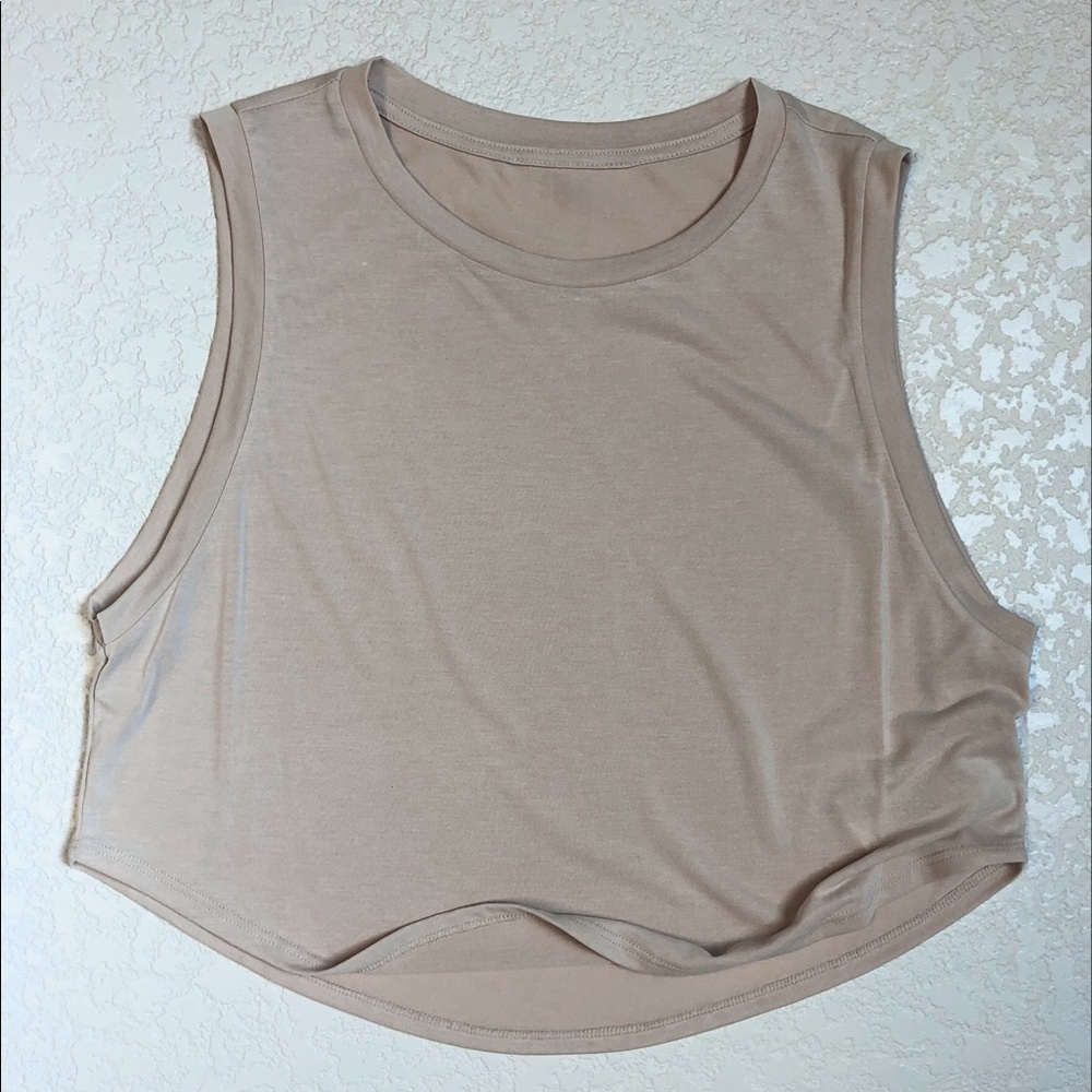 Muscle tee